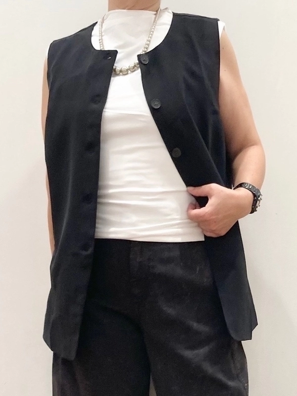 華奢みえ◯なタンクトップ