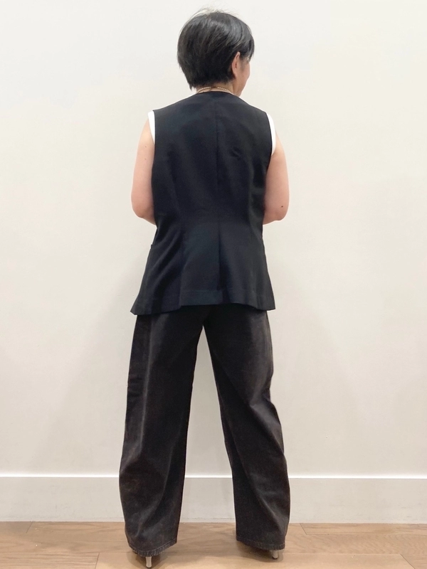 華奢みえ◯なタンクトップ