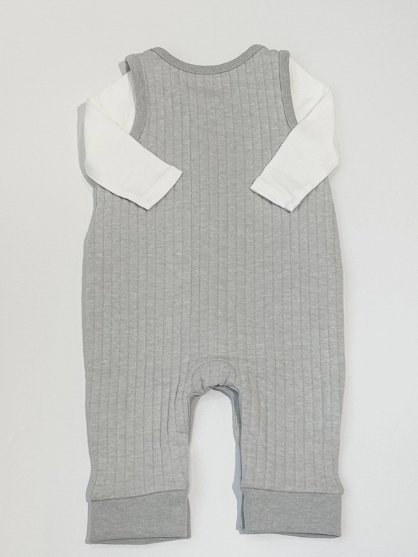 １年中使えるベビー服！