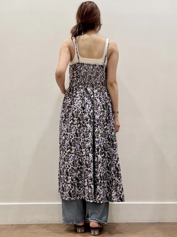 リゾートにも♡フローラルワンピース