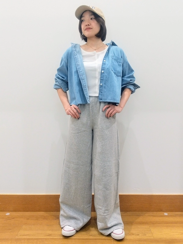 スウェットパンツはこなれ感が大切！