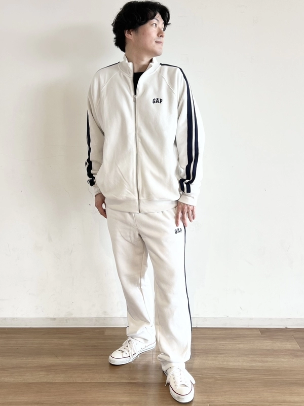  GAPロゴスウェットセットアップ