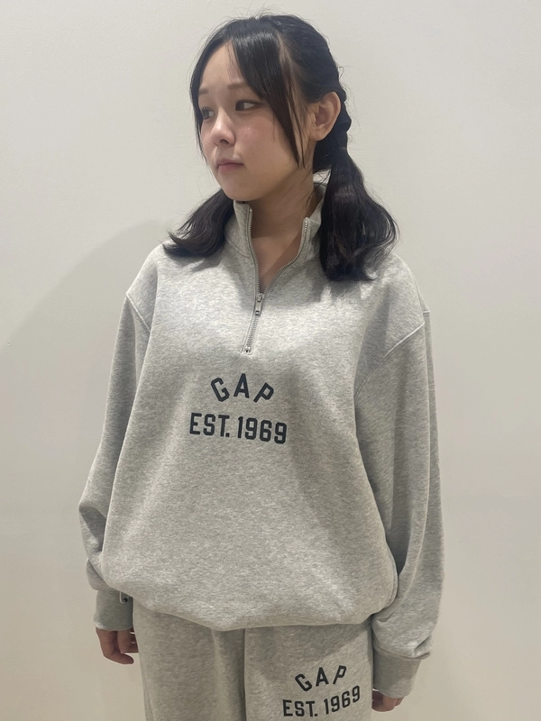 美品！入手困難 GAPスウェットセットアップ スウェットセットアップ！のスタイリング | Gap公式オンラインストア