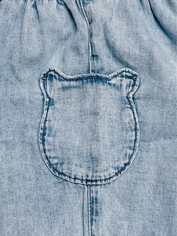 恐竜いっぱいお出かけコーデ