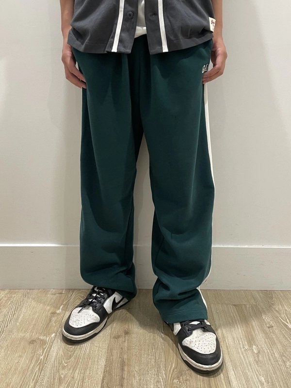 トラックパンツ×ベースボールT☆