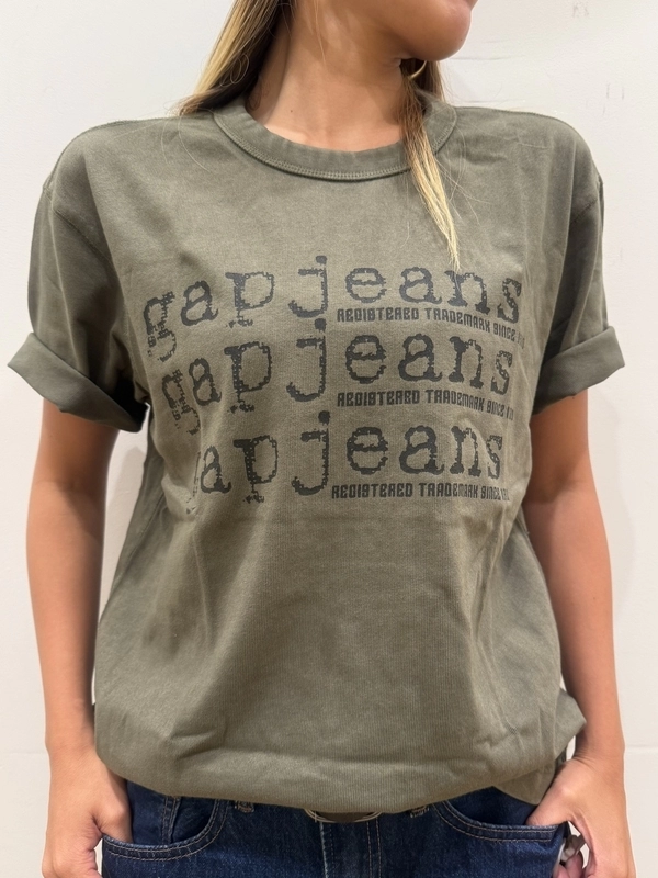 【新作Tシャツ】gap jeans