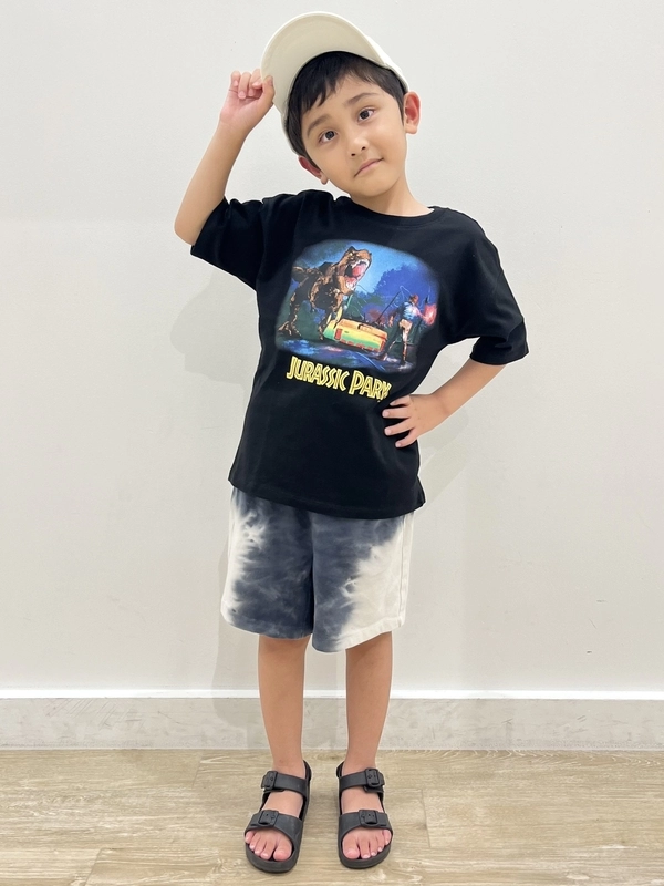 夏！恐竜Tシャツコーデ