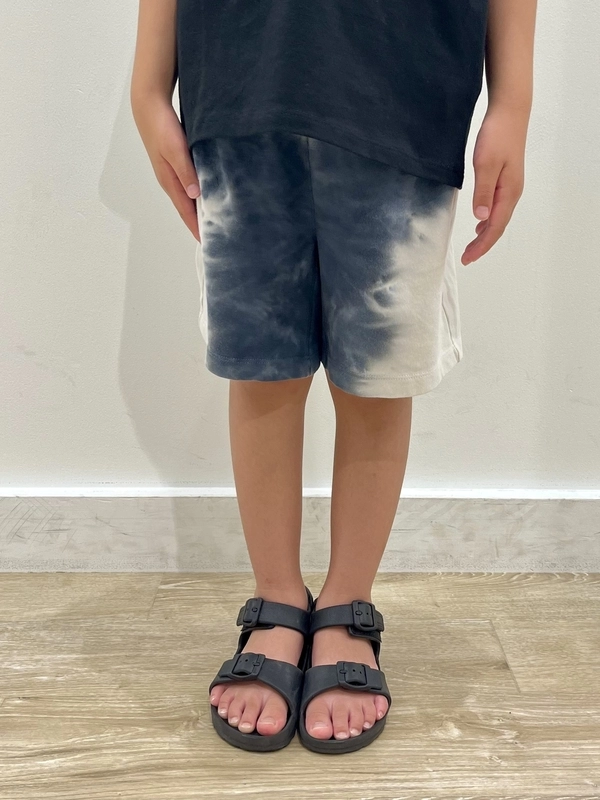 夏！恐竜Tシャツコーデ