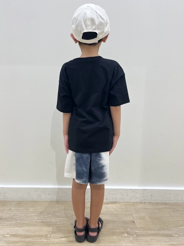 夏！恐竜Tシャツコーデ