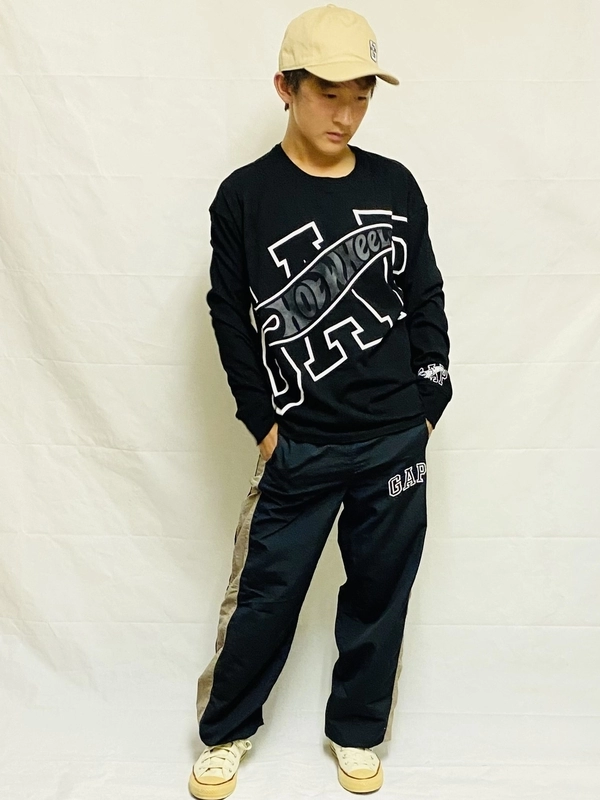 キッズ【ブラックコーデ】ホットウィールT