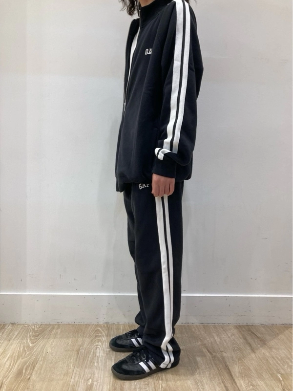 新作】セットアップのスタイリング | Gap公式オンラインストア