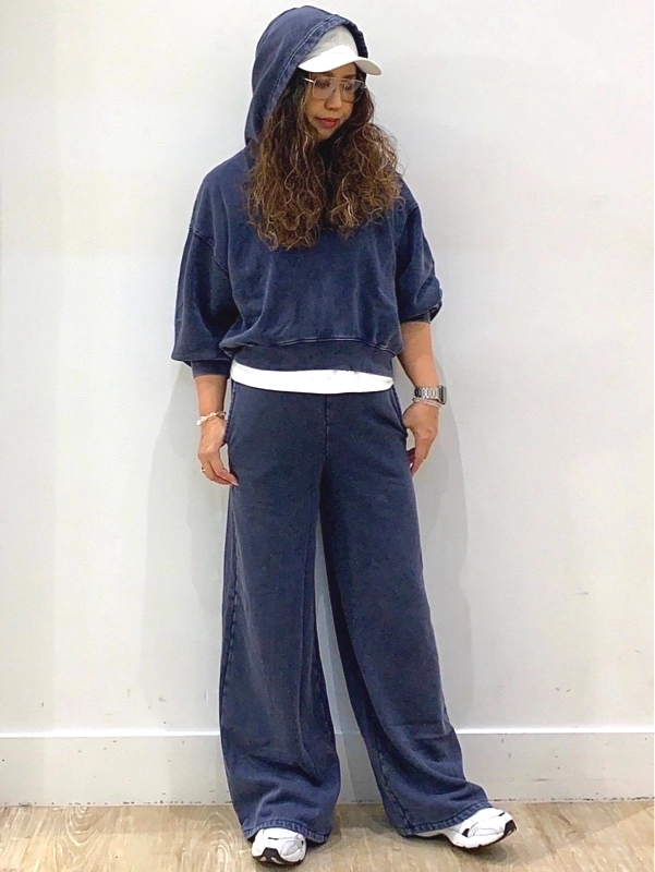【新作セットアップ】背中のビッグロゴがカッコいい！