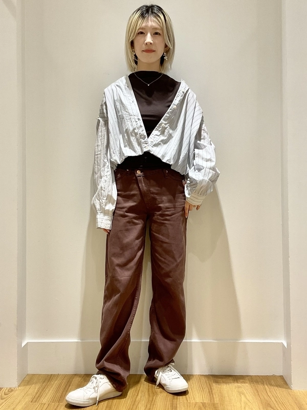 美シルエットバブルヘムシャツ