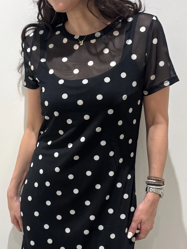 大人可愛い♡涼しげ水玉ワンピース