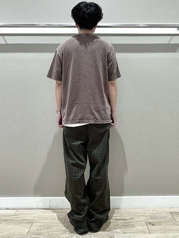 《万能チェックパンツ》