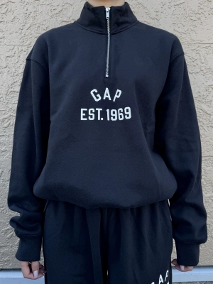 新作】セットアップのスタイリング | Gap公式オンラインストア