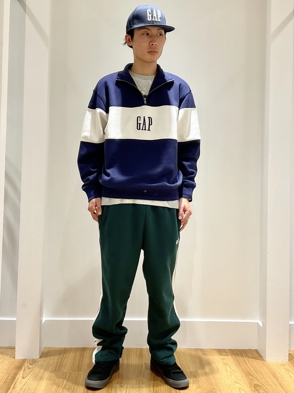 ハーフジッププルオーバー