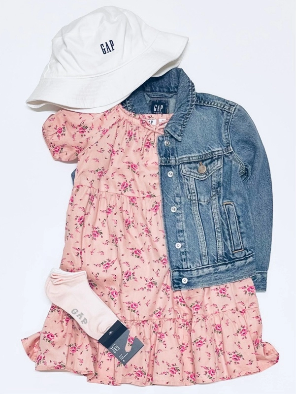花柄ワンピース&デニムジャケット