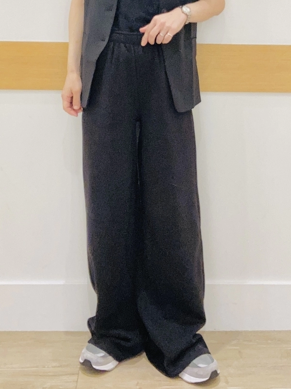 重くならないブラックスタイル