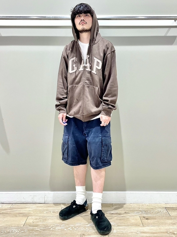 《ロゴHOODIE》