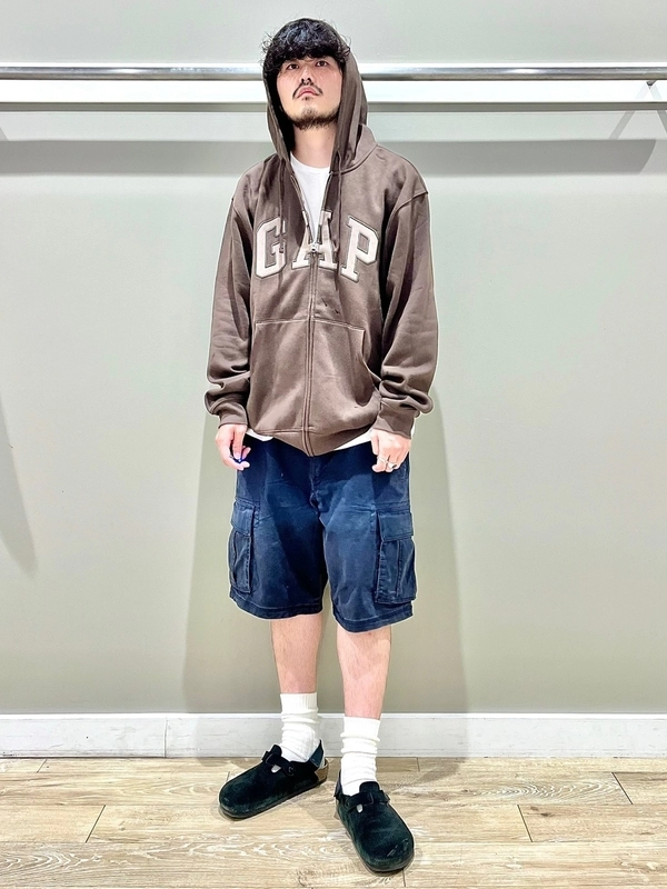 《ロゴHOODIE》