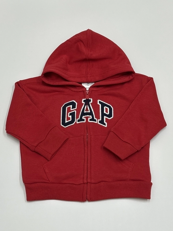 レッドセットアップ！のスタイリング | Gap公式オンラインストア