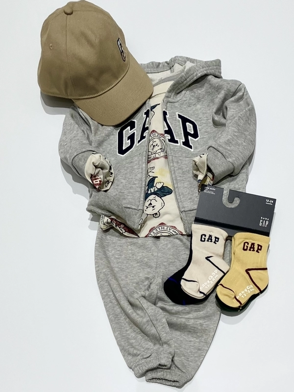 ブラナンTシャツとロゴパーカーセット