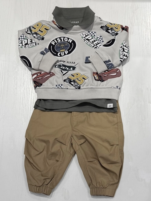 【人気のカーズスウェット入荷！】