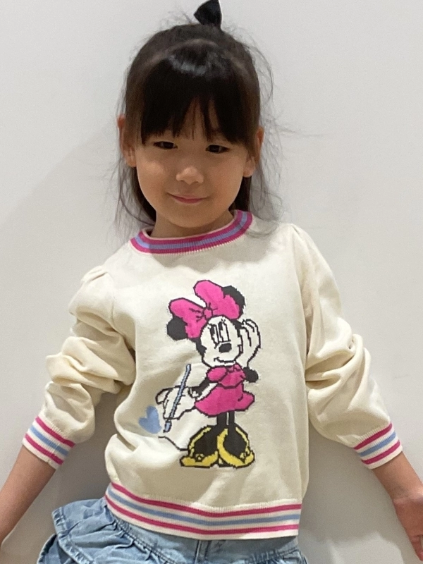 ミニーちゃんセーター♫のスタイリング | Gap公式オンラインストア