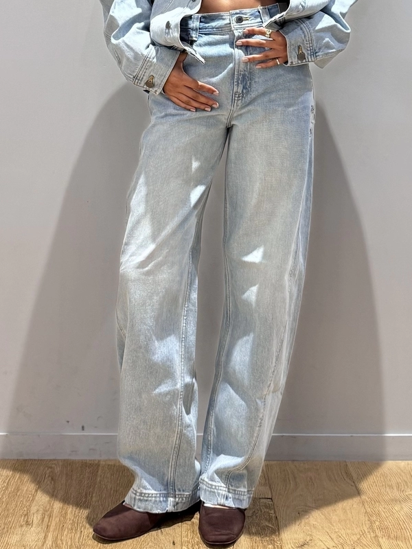 【gap×BEIS カジュアルデニムコーデ】
