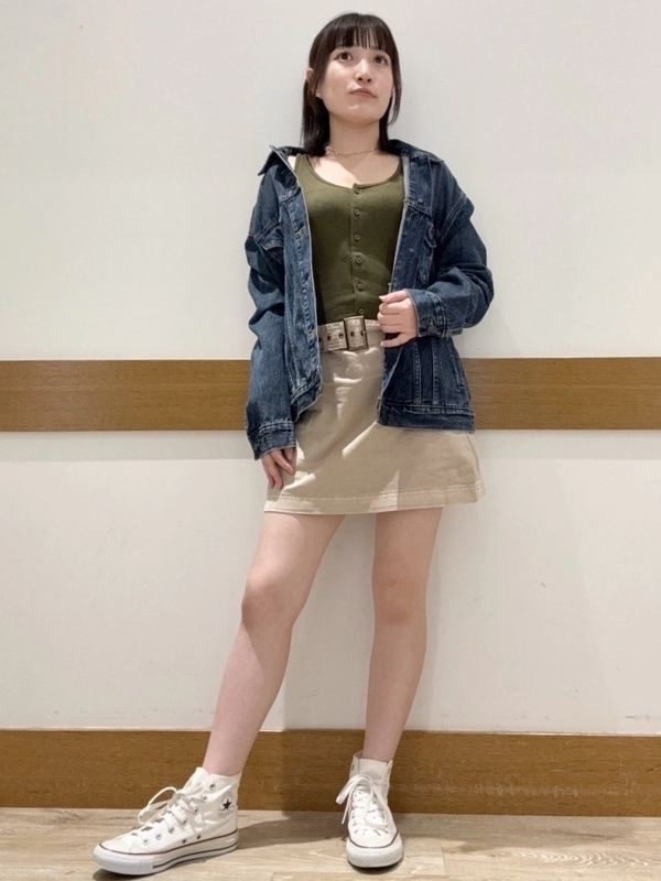 デニムジャケットxミニスカ