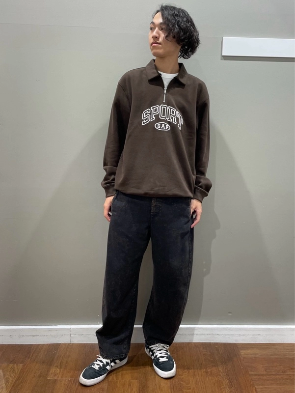 ロゴハーフジップ