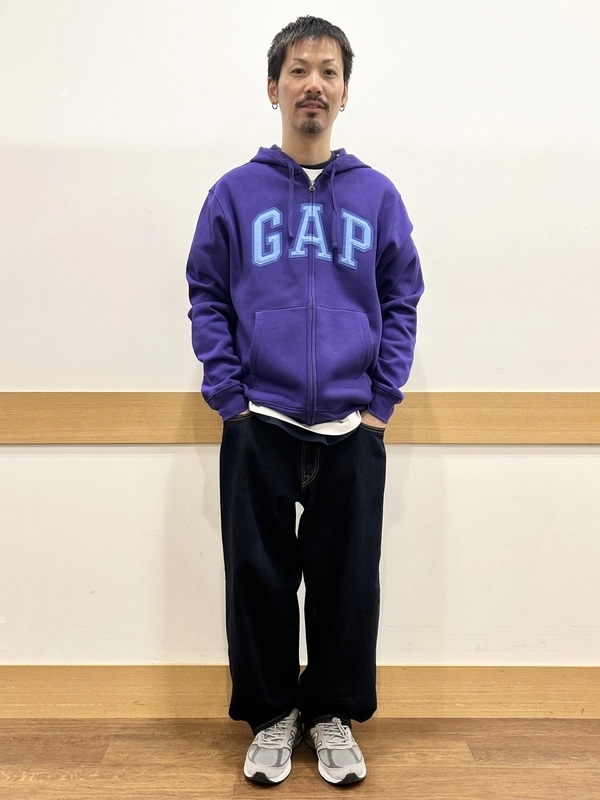 【ロゴパーカー】