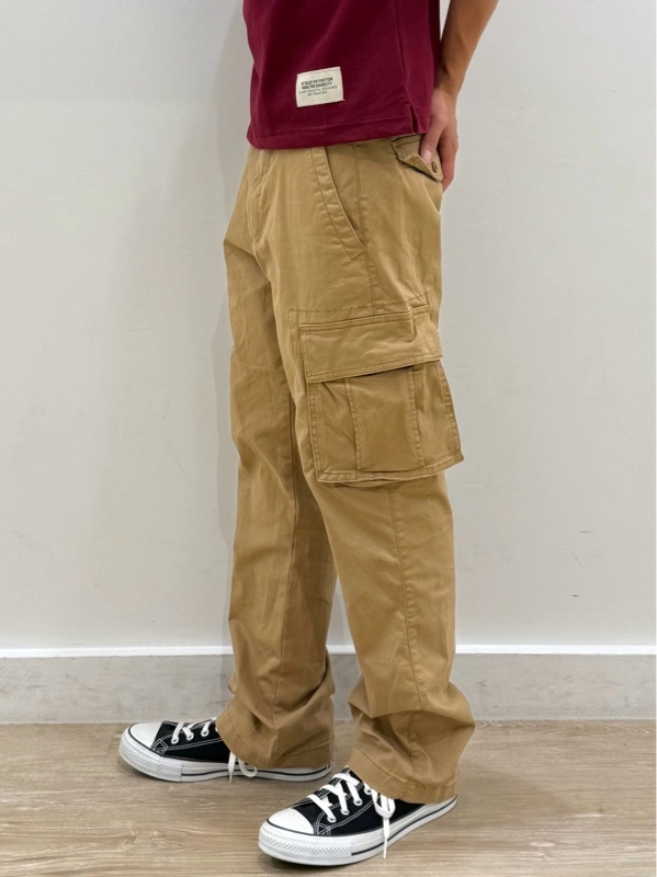【New】GAPロゴTシャツコーデ