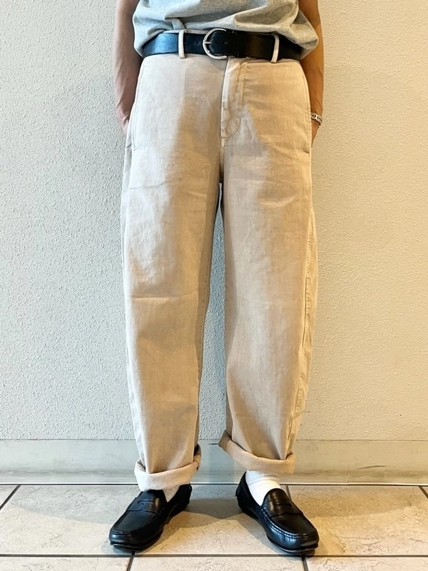 Tシャツ☆バレルパンツ　　シンプルコーデ