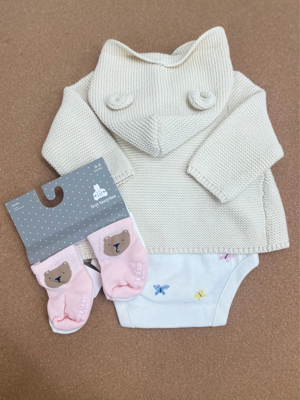 GAPロゴ♡ボディスーツ