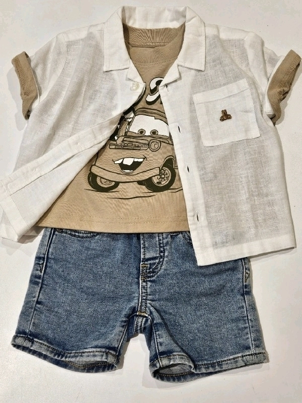 【GAP×ディズニー・カーズ】メーターTシャツ