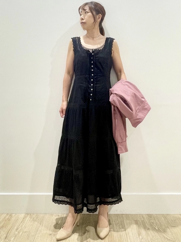 夏のおすすめブラックワンピース