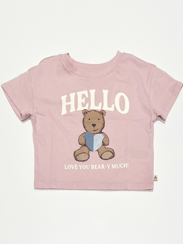 くまさんハートTシャツとサロペットスカートコーデ