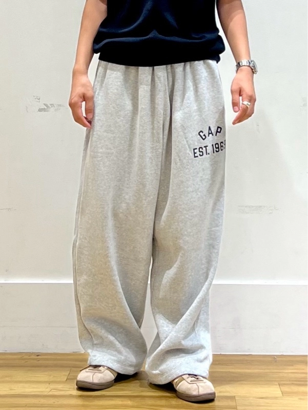 この秋マストバイのスウェットパンツ