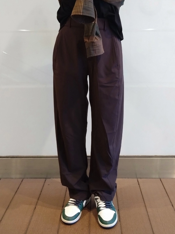 ひんやりTシャツ×秋色パンツ