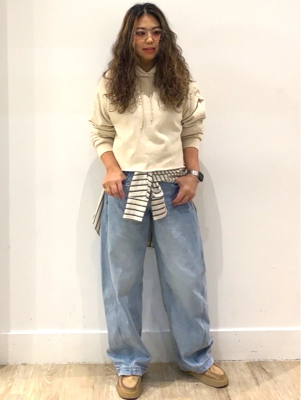 【BEISコラボ】クロップドパーカー＆バレルデニム