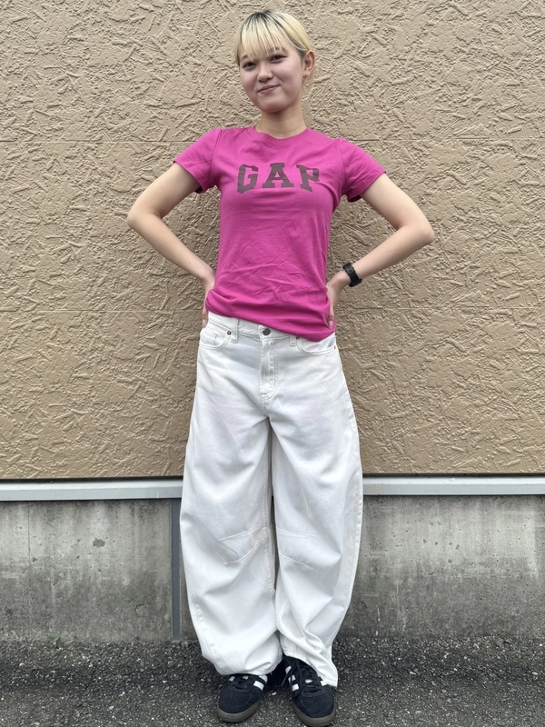 【大人気】ロゴTシャツ