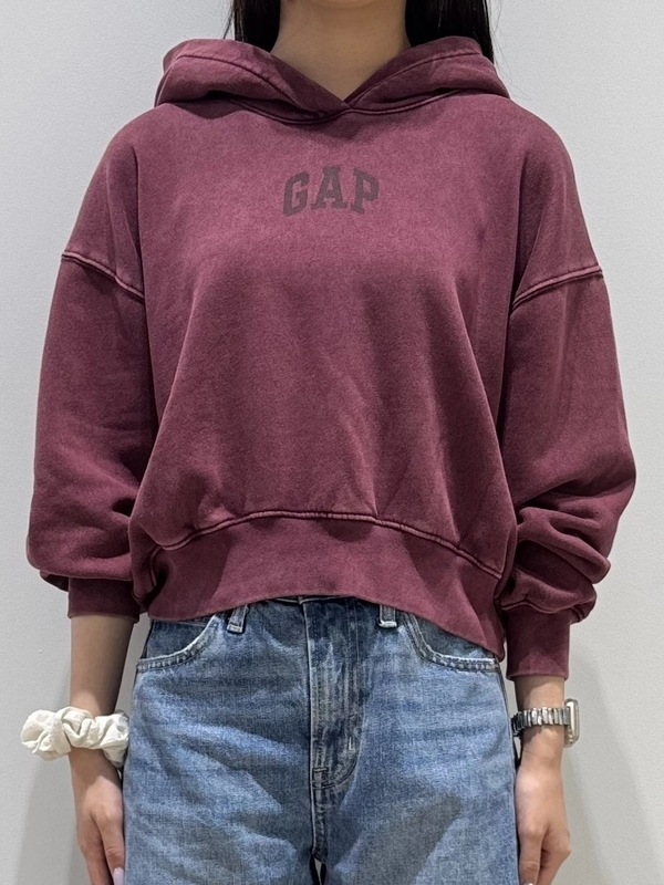 バックシルエットが可愛い！秋コーデ