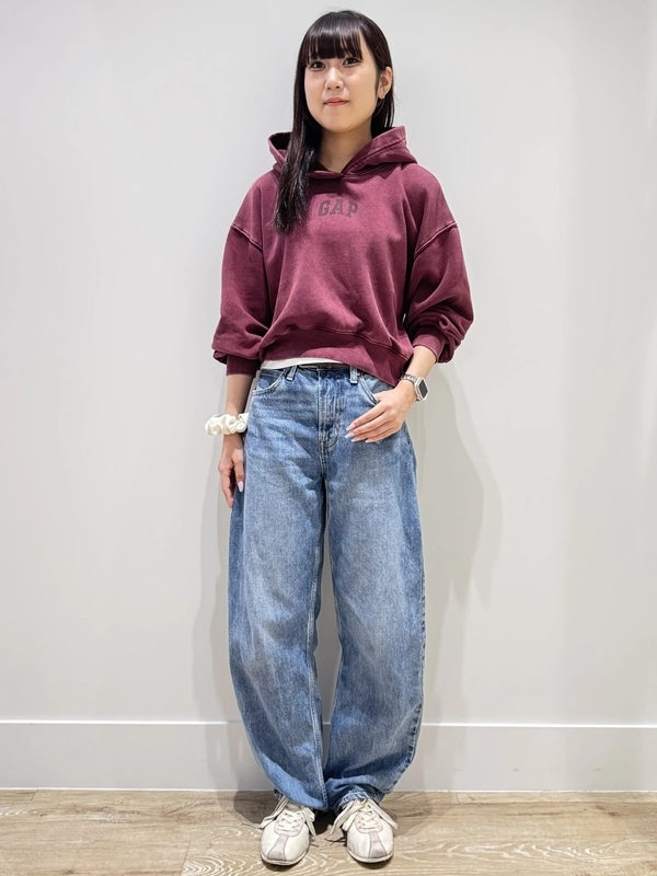 バックシルエットが可愛い！秋コーデ