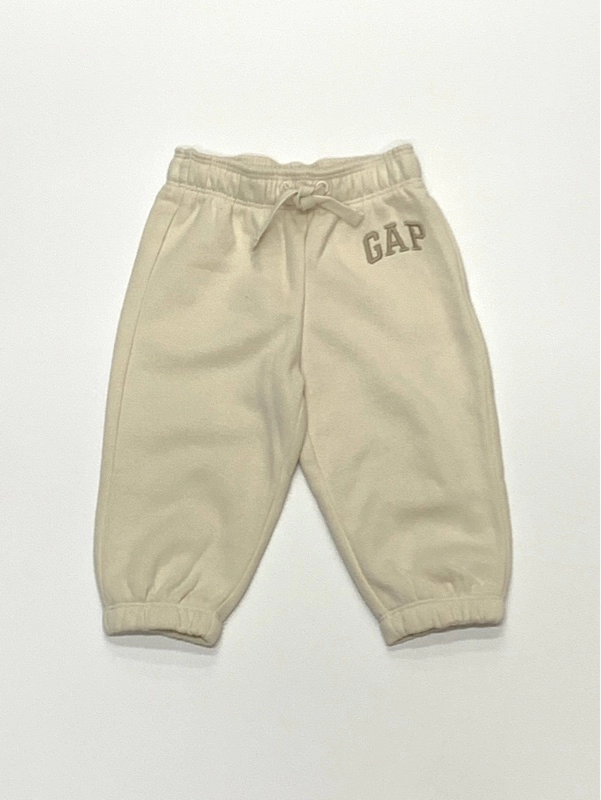 【大人気】GAPベビーロゴセットアップ