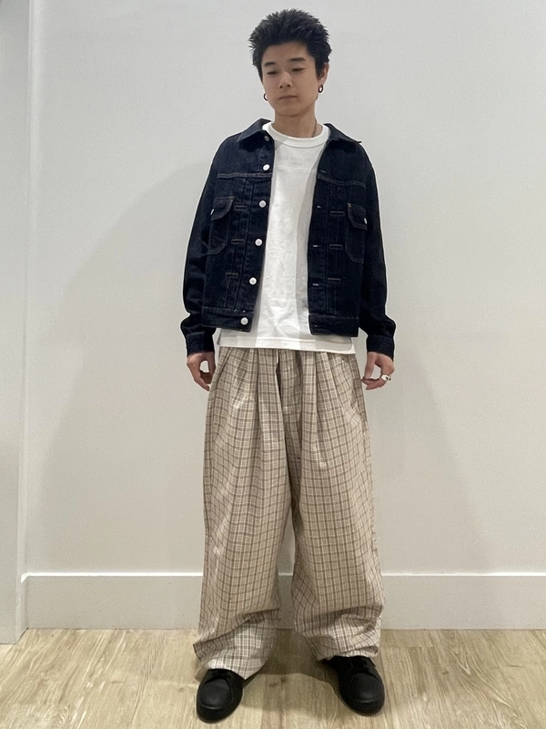 【プレイド タック入りパンツ】