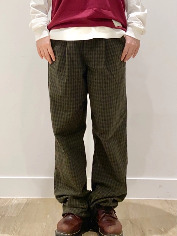 チェックパンツで秋を先取り☆②