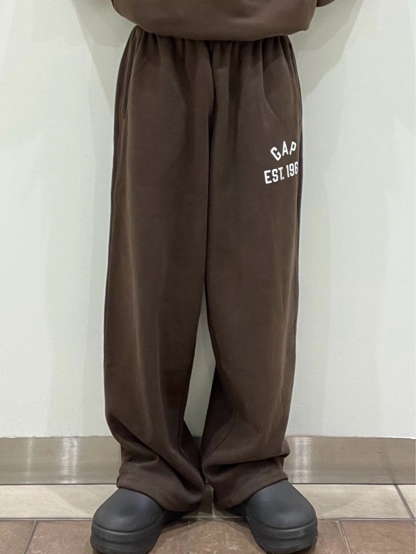 新作ハーフジップセットアップのスタイリング | Gap公式オンラインストア