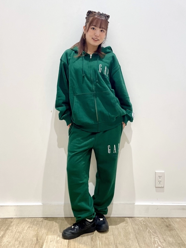 GAP30周年スウェットセットアップ